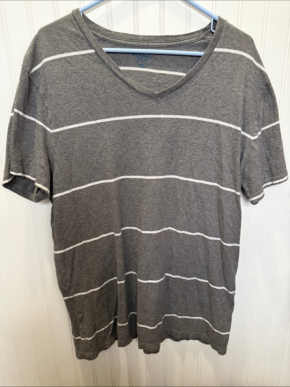Men's Gray Striped V‑Neck Tee old navy xl